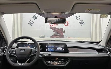 Ford Escort, 2022 год, 1 100 000 рублей, 7 фотография