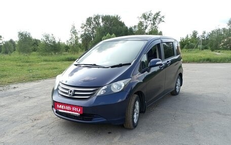 Honda Freed I, 2009 год, 890 000 рублей, 2 фотография