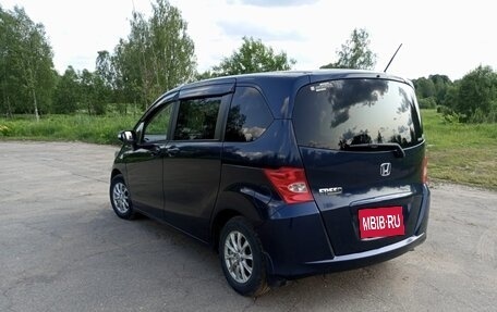 Honda Freed I, 2009 год, 890 000 рублей, 4 фотография