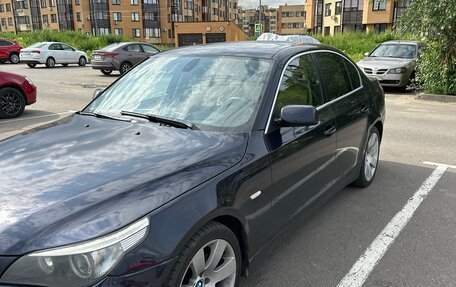 BMW 5 серия, 2006 год, 900 000 рублей, 3 фотография