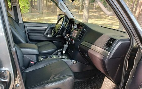 Mitsubishi Pajero IV, 2012 год, 2 475 000 рублей, 13 фотография