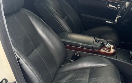 Mercedes-Benz S-Класс, 2006 год, 1 500 000 рублей, 22 фотография