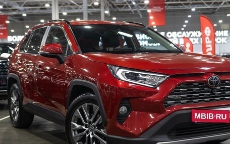 Toyota RAV4, 2021 год, 3 336 898 рублей, 6 фотография
