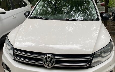 Volkswagen Tiguan I, 2011 год, 1 100 000 рублей, 10 фотография