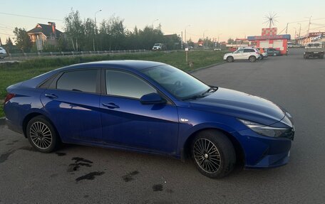 Hyundai Elantra, 2021 год, 1 900 000 рублей, 2 фотография