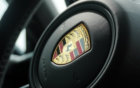 Porsche Taycan I, 2023 год, 13 900 000 рублей, 17 фотография