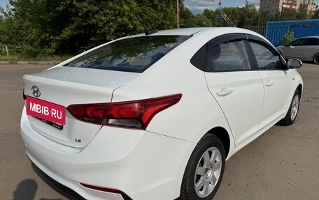 Hyundai Solaris II рестайлинг, 2019 год, 1 380 000 рублей, 5 фотография