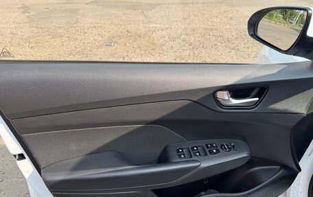 Hyundai Solaris II рестайлинг, 2019 год, 1 380 000 рублей, 13 фотография
