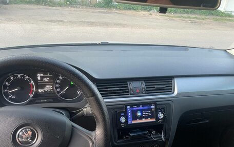 Skoda Rapid I, 2015 год, 870 000 рублей, 10 фотография