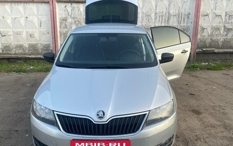 Skoda Rapid I, 2015 год, 870 000 рублей, 4 фотография