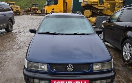 Volkswagen Passat B4, 1994 год, 99 999 рублей, 2 фотография