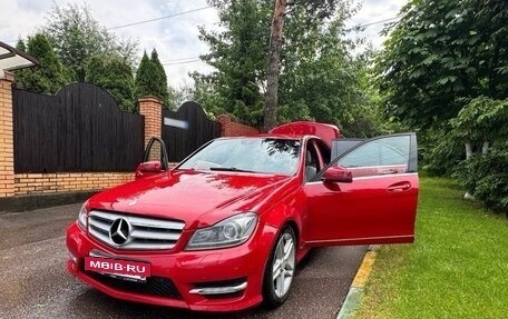 Mercedes-Benz C-Класс, 2011 год, 1 300 000 рублей, 8 фотография
