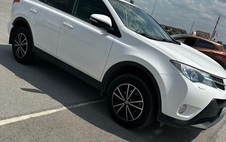 Toyota RAV4, 2013 год, 1 770 000 рублей, 3 фотография