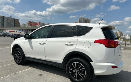Toyota RAV4, 2013 год, 1 770 000 рублей, 2 фотография