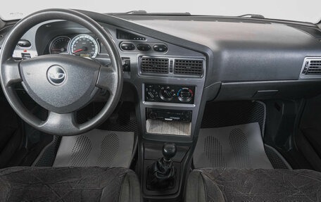 Daewoo Nexia I рестайлинг, 2010 год, 379 000 рублей, 14 фотография