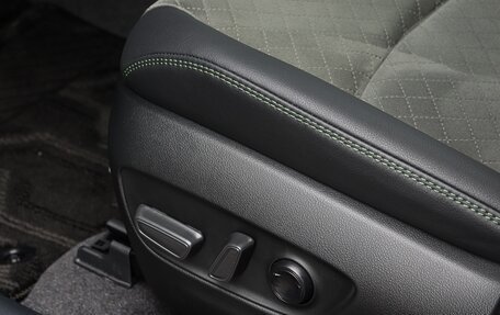 Toyota RAV4, 2024 год, 3 750 000 рублей, 18 фотография
