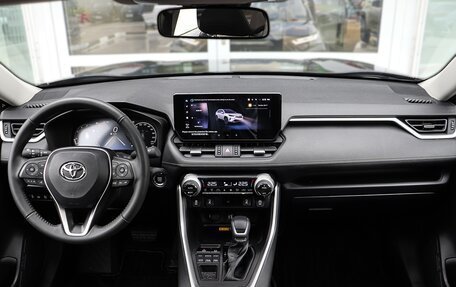 Toyota RAV4, 2024 год, 3 750 000 рублей, 16 фотография
