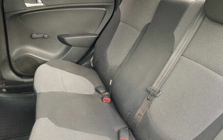 Hyundai Solaris II рестайлинг, 2013 год, 599 000 рублей, 11 фотография