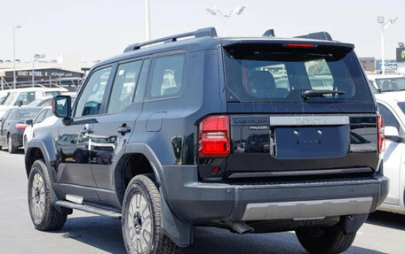 Toyota Land Cruiser Prado, 2024 год, 7 600 000 рублей, 3 фотография
