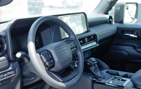 Toyota Land Cruiser Prado, 2024 год, 7 600 000 рублей, 8 фотография