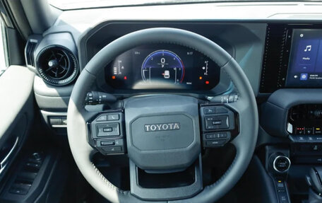 Toyota Land Cruiser Prado, 2024 год, 7 600 000 рублей, 9 фотография