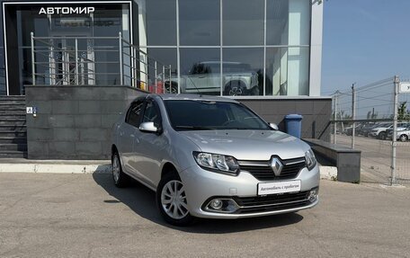 Renault Logan II, 2017 год, 840 000 рублей, 3 фотография