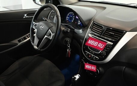 Hyundai Solaris II рестайлинг, 2013 год, 800 000 рублей, 11 фотография