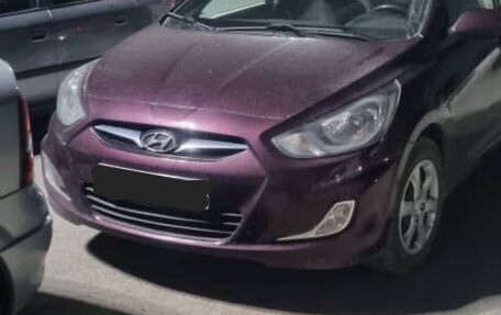 Hyundai Solaris II рестайлинг, 2012 год, 630 000 рублей, 1 фотография