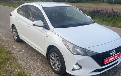 Hyundai Solaris II рестайлинг, 2020 год, 1 550 000 рублей, 1 фотография