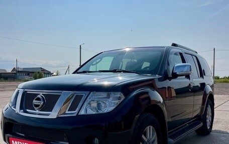 Nissan Pathfinder, 2011 год, 1 630 000 рублей, 1 фотография
