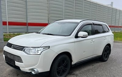 Mitsubishi Outlander III рестайлинг 3, 2012 год, 950 000 рублей, 1 фотография