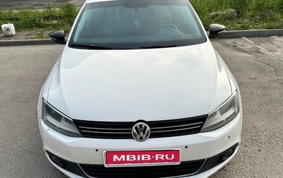 Volkswagen Jetta VI, 2013 год, 890 000 рублей, 1 фотография