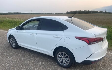 Hyundai Solaris II рестайлинг, 2020 год, 1 550 000 рублей, 12 фотография