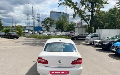 Skoda Superb III рестайлинг, 2012 год, 1 520 000 рублей, 4 фотография