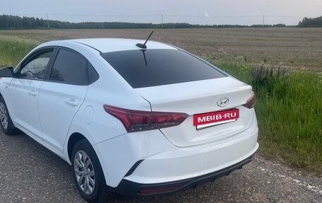 Hyundai Solaris II рестайлинг, 2020 год, 1 550 000 рублей, 5 фотография