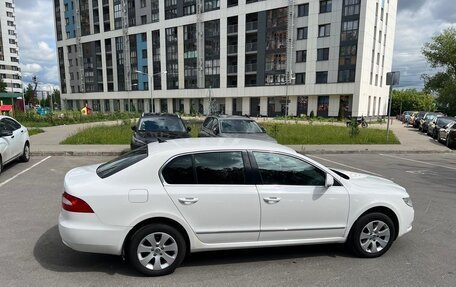 Skoda Superb III рестайлинг, 2012 год, 1 520 000 рублей, 6 фотография