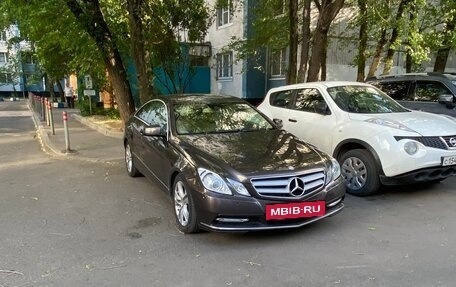 Mercedes-Benz E-Класс, 2012 год, 1 450 000 рублей, 2 фотография