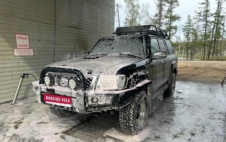 Nissan Patrol, 2006 год, 2 400 000 рублей, 2 фотография