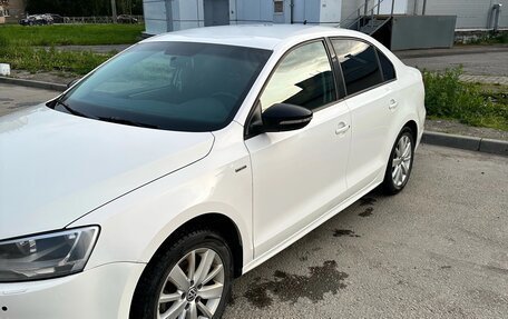 Volkswagen Jetta VI, 2013 год, 890 000 рублей, 5 фотография