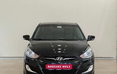 Hyundai Solaris II рестайлинг, 2012 год, 920 000 рублей, 3 фотография