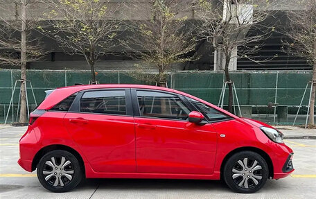 Honda Fit, 2021 год, 1 250 000 рублей, 3 фотография