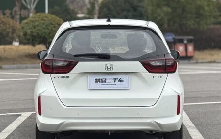 Honda Fit, 2021 год, 1 250 000 рублей, 8 фотография