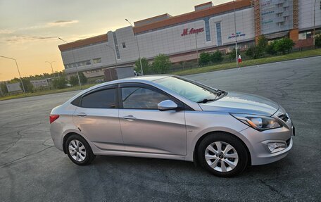 Hyundai Solaris II рестайлинг, 2016 год, 1 100 000 рублей, 11 фотография
