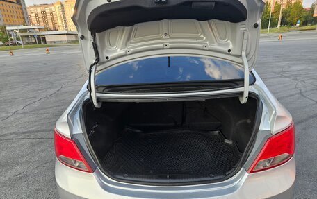 Hyundai Solaris II рестайлинг, 2016 год, 1 100 000 рублей, 12 фотография