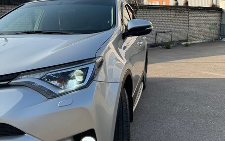 Toyota RAV4, 2015 год, 2 150 000 рублей, 3 фотография
