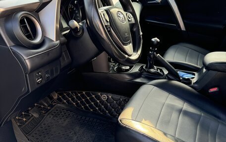 Toyota RAV4, 2015 год, 2 150 000 рублей, 17 фотография