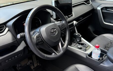 Toyota RAV4, 2020 год, 3 725 000 рублей, 8 фотография