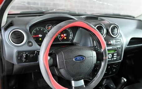 Ford Fiesta, 2006 год, 330 000 рублей, 11 фотография