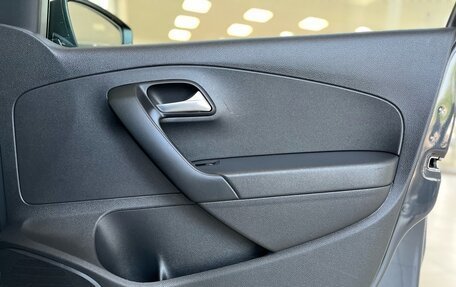 Volkswagen Polo VI (EU Market), 2018 год, 935 000 рублей, 25 фотография