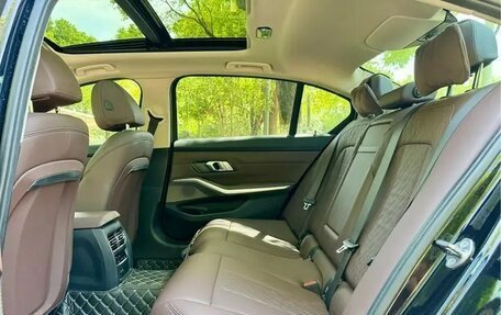 BMW 3 серия, 2023 год, 3 670 000 рублей, 14 фотография